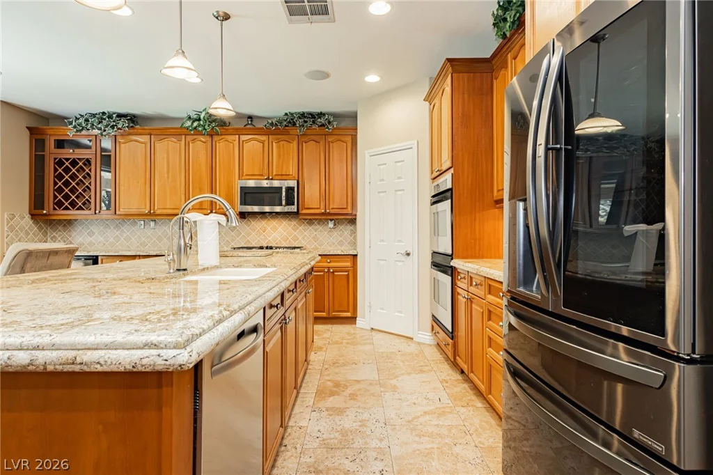 7427 Tomahawk Bend, Las Vegas, NV 89113