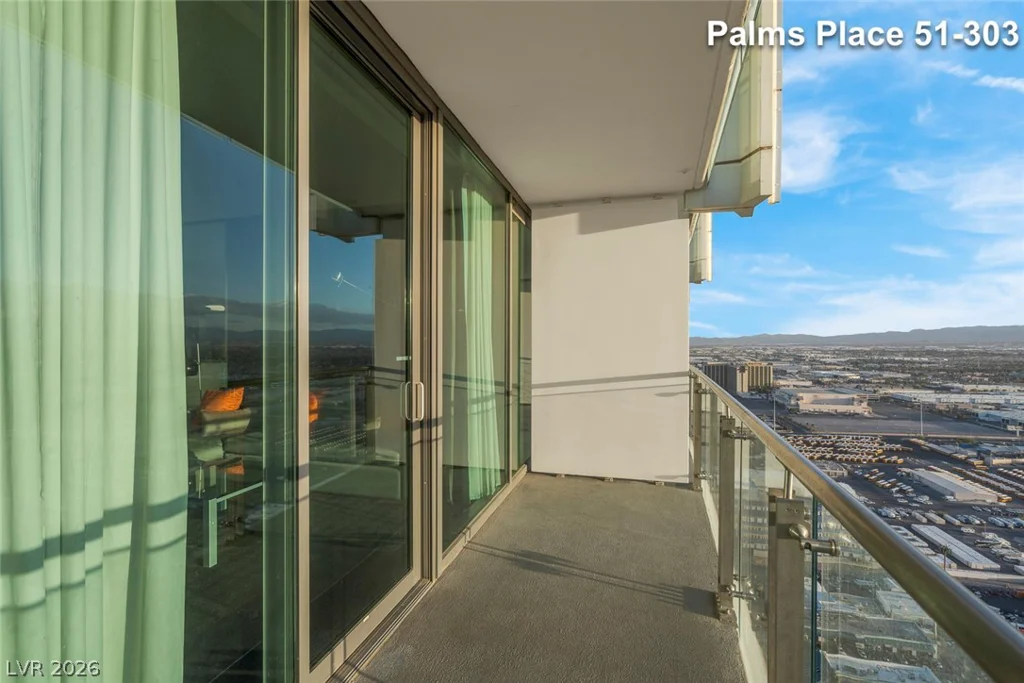 4381 Flamingo, Las Vegas, NV 89103