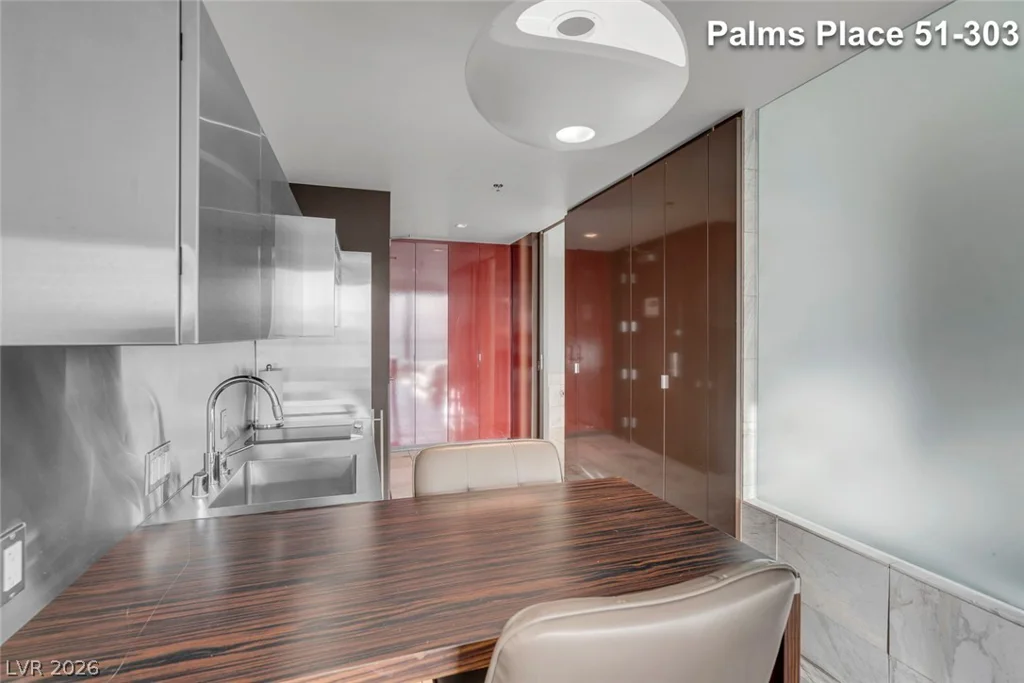 4381 Flamingo, Las Vegas, NV 89103