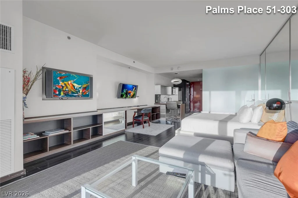 4381 Flamingo, Las Vegas, NV 89103