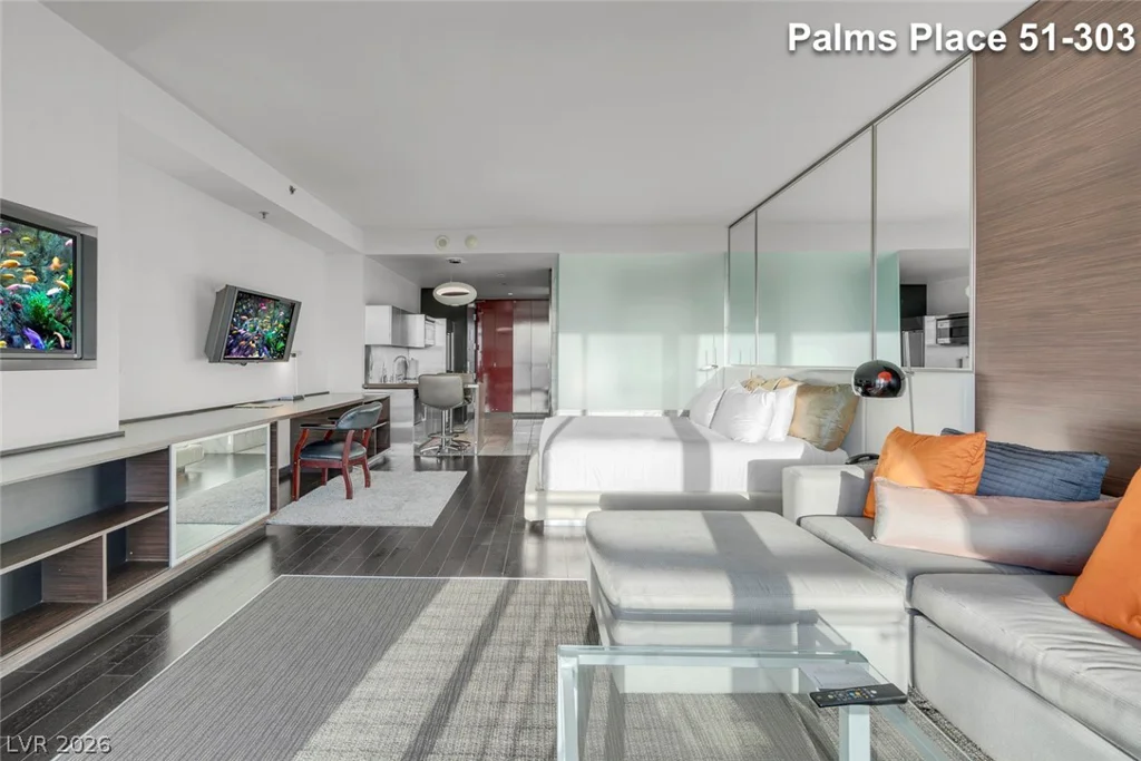 4381 Flamingo, Las Vegas, NV 89103