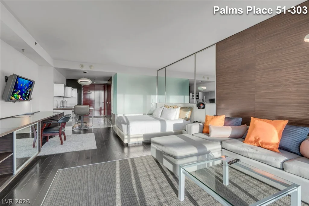 4381 Flamingo, Las Vegas, NV 89103