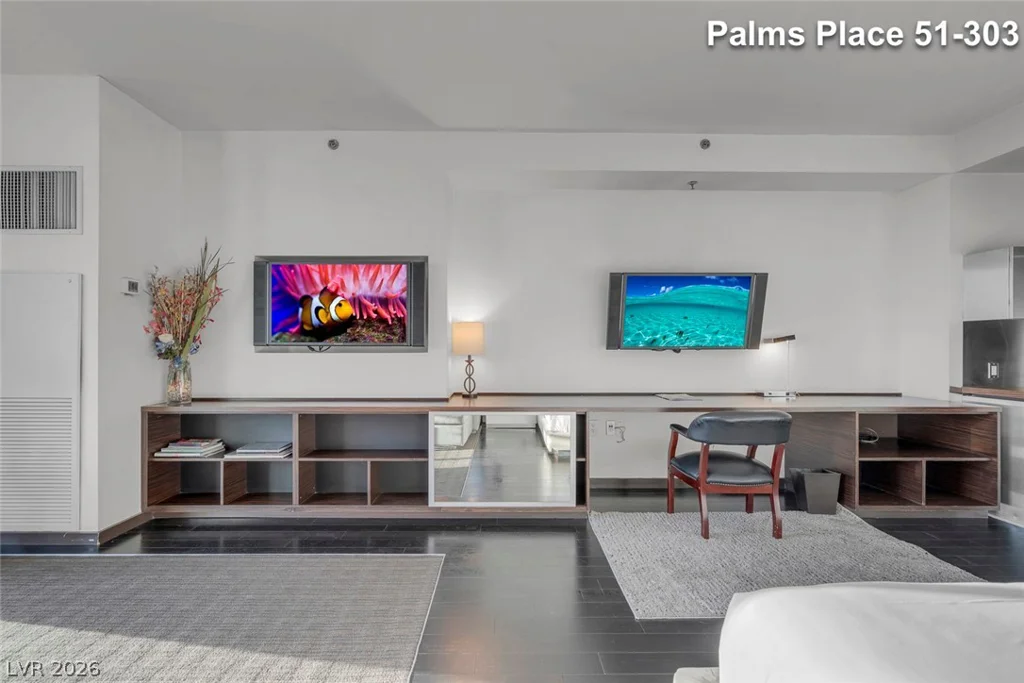 4381 Flamingo, Las Vegas, NV 89103