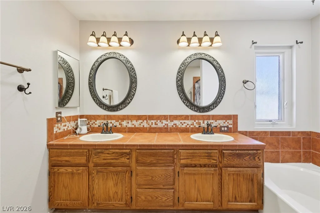 2023 Waverly, Henderson, NV 89014