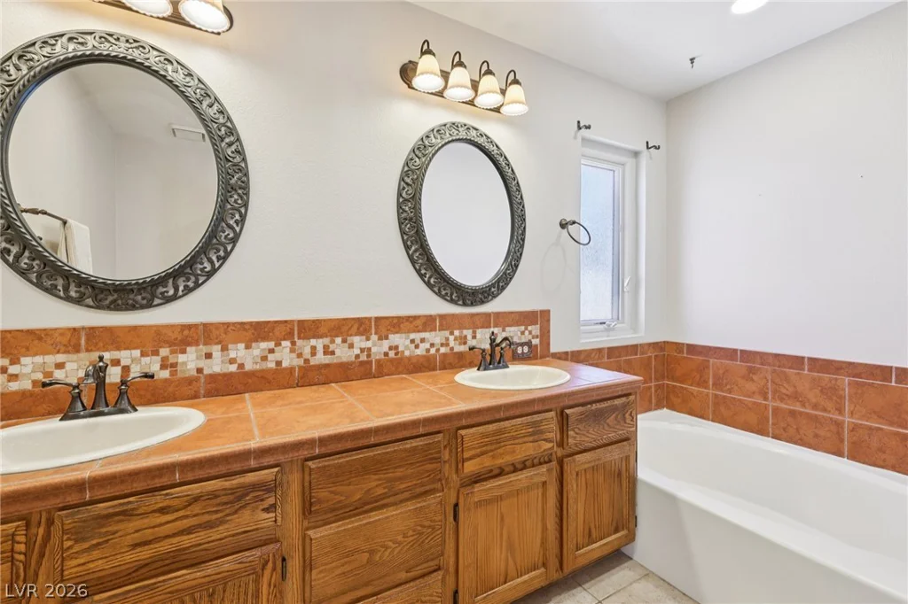 2023 Waverly, Henderson, NV 89014