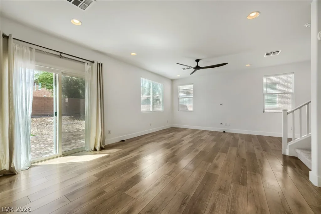 5849 Country Lake, North Las Vegas, NV 89081