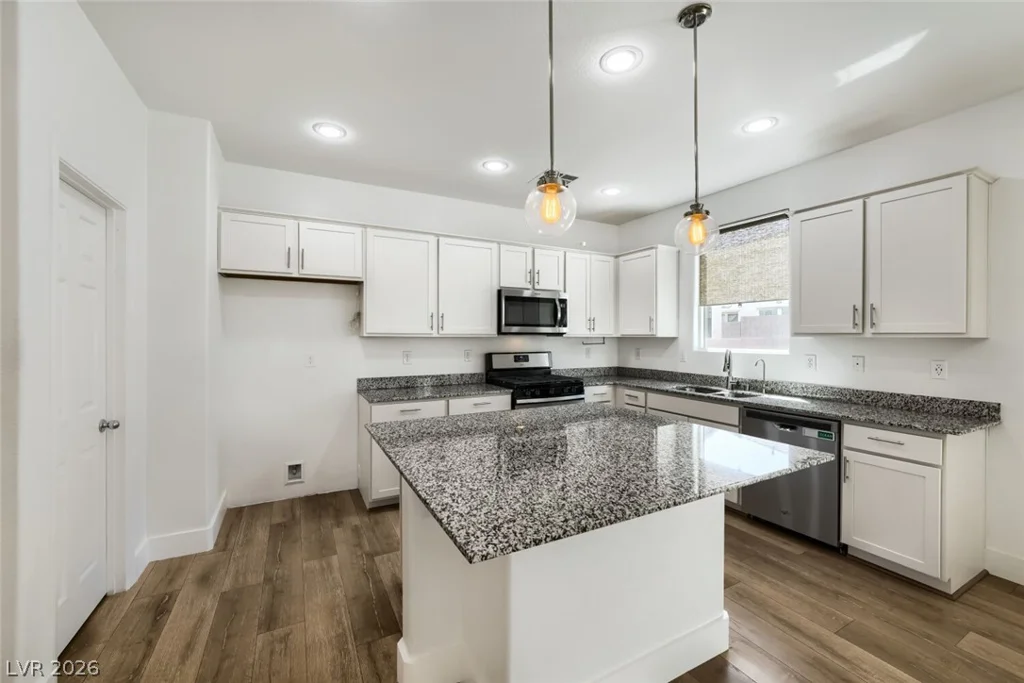 5849 Country Lake, North Las Vegas, NV 89081