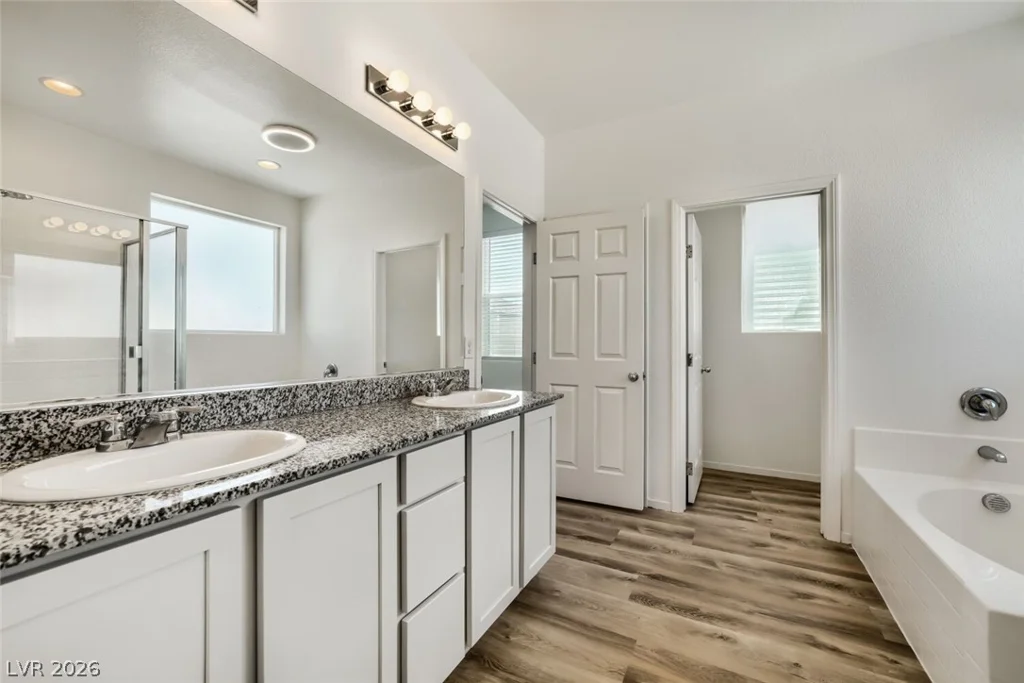 5849 Country Lake, North Las Vegas, NV 89081