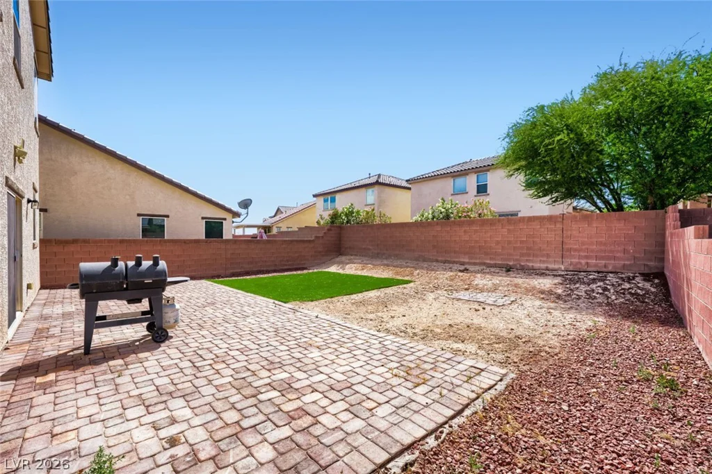 5849 Country Lake, North Las Vegas, NV 89081