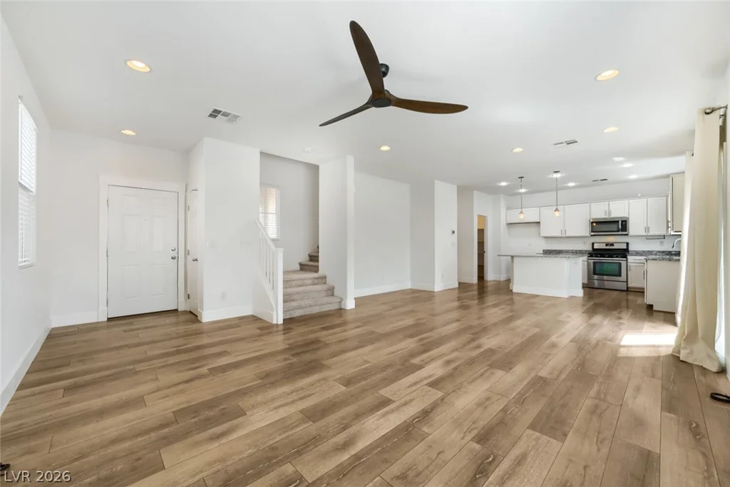5849 Country Lake, North Las Vegas, NV 89081