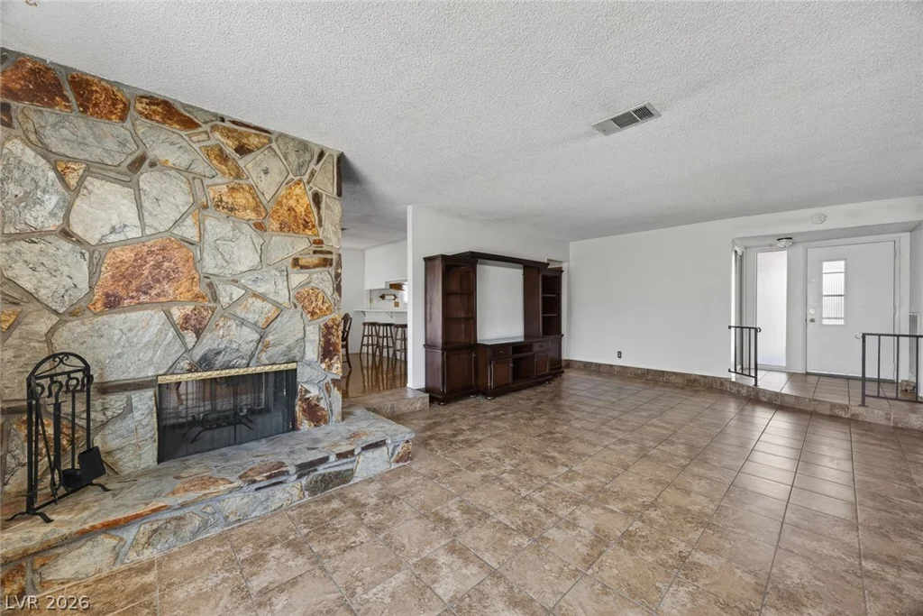 816 Peacock, Las Vegas, NV 89145