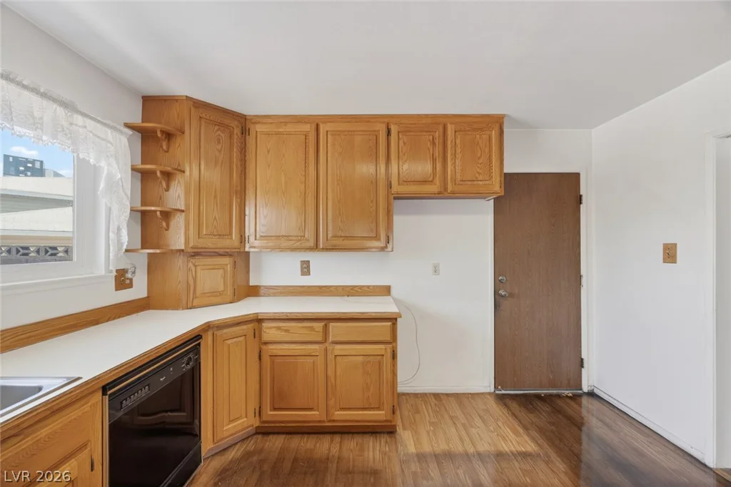 816 Peacock, Las Vegas, NV 89145