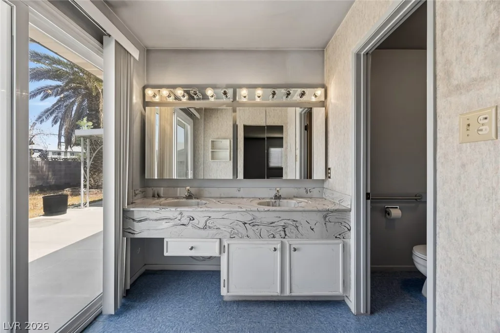 816 Peacock, Las Vegas, NV 89145