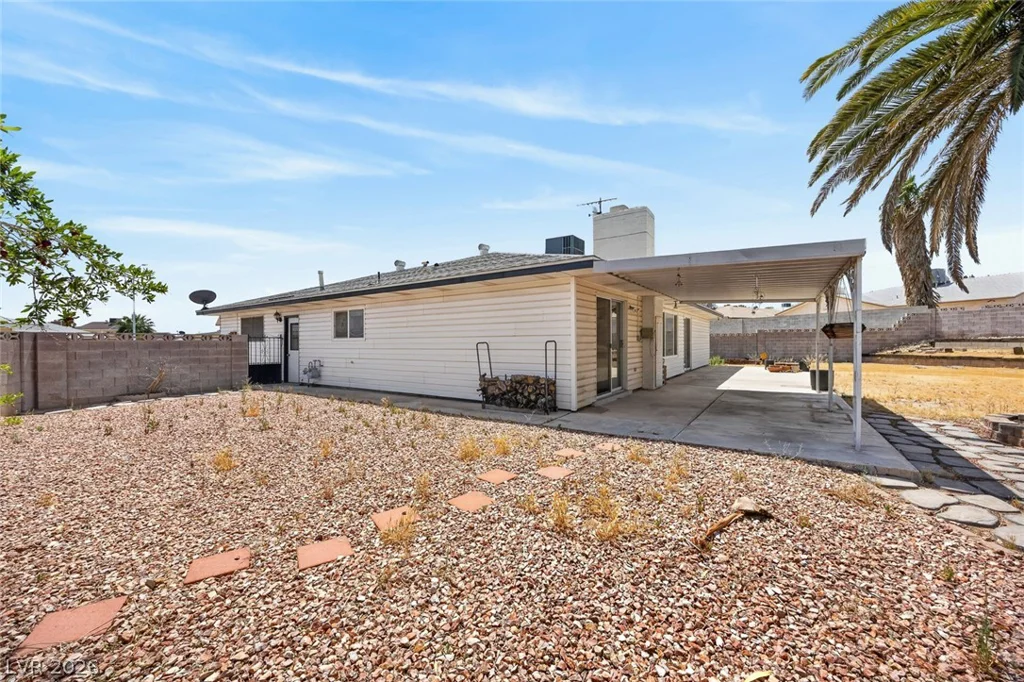 816 Peacock, Las Vegas, NV 89145