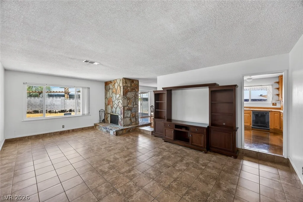 816 Peacock, Las Vegas, NV 89145