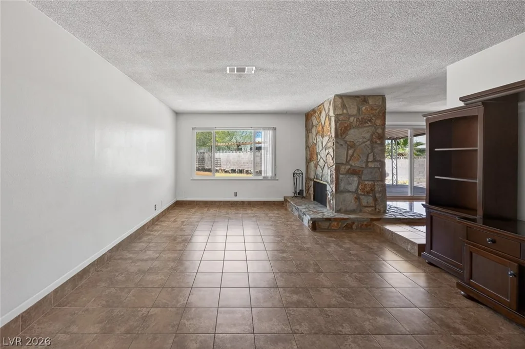 816 Peacock, Las Vegas, NV 89145