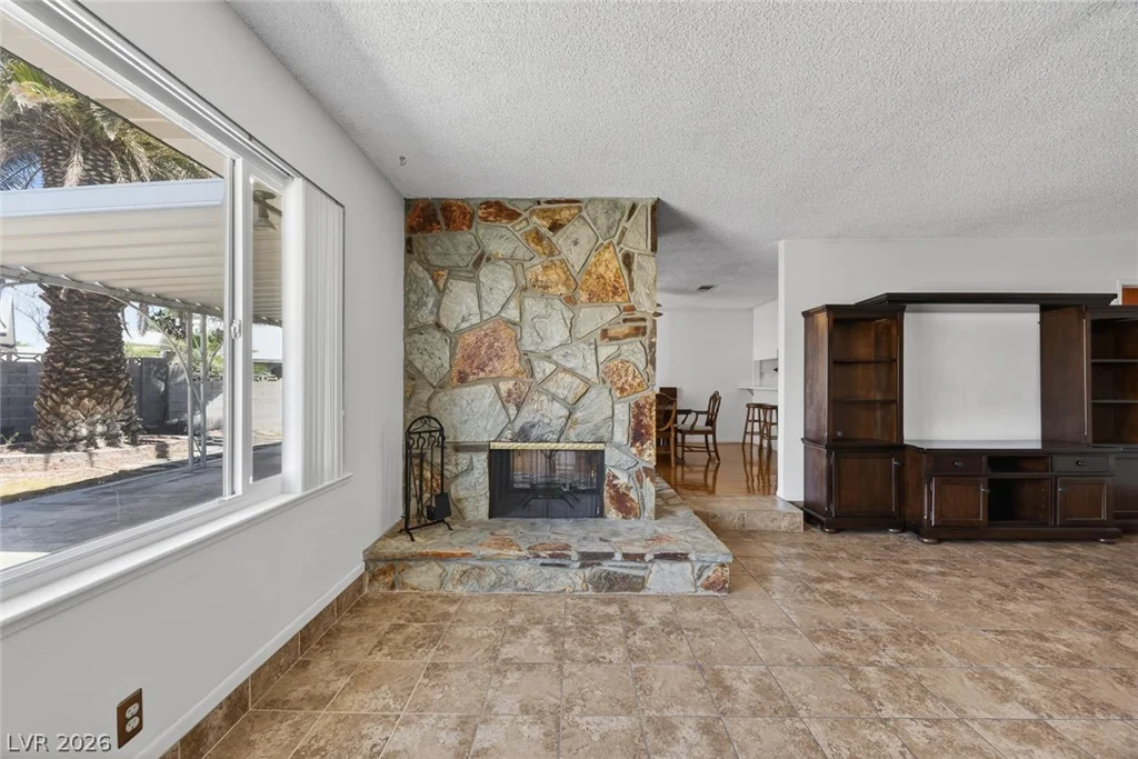 816 Peacock, Las Vegas, NV 89145
