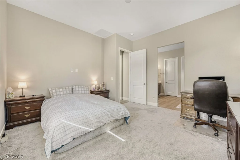 3877 Haleh, Las Vegas, NV 89141