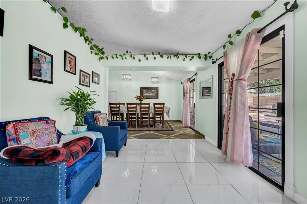3222 Oquendo, Las Vegas, NV 89120