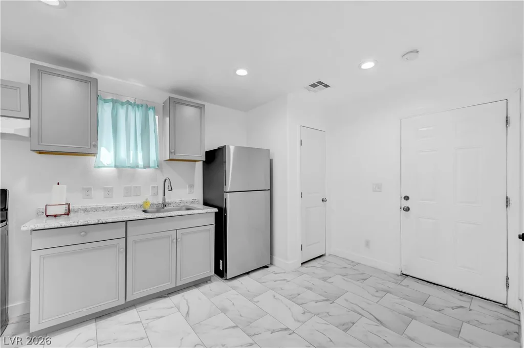 3222 Oquendo, Las Vegas, NV 89120