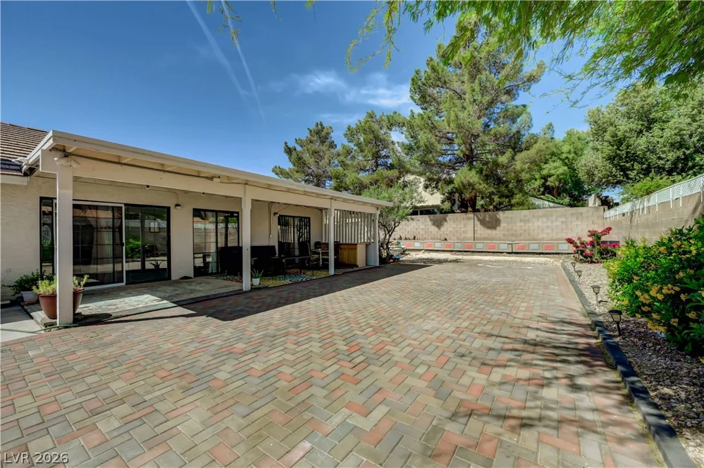 3222 Oquendo, Las Vegas, NV 89120
