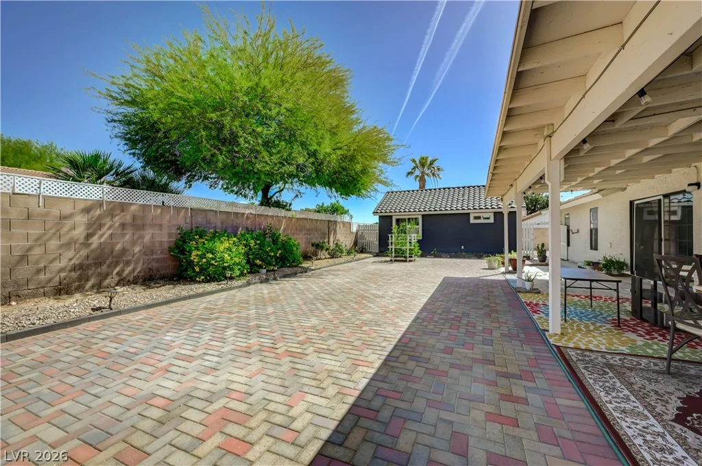 3222 Oquendo, Las Vegas, NV 89120