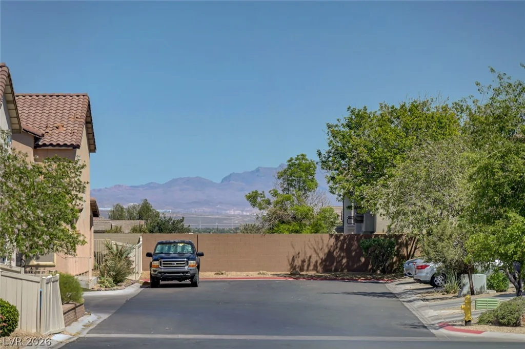 8645 Pitch Fork, Las Vegas, NV 89143
