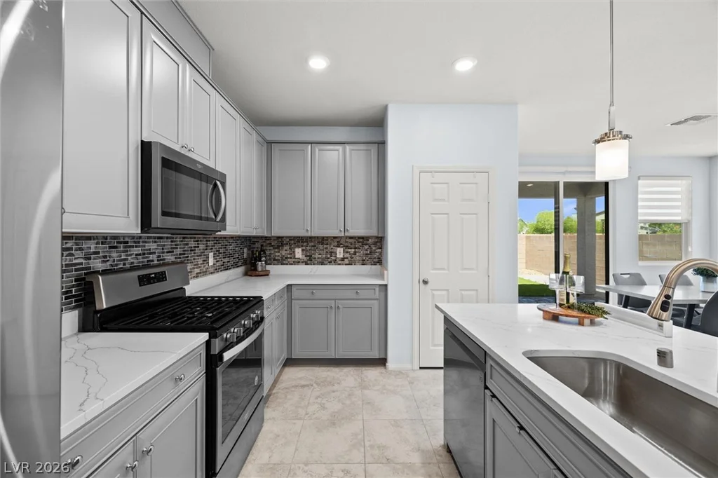 5827 Casa Branca, Las Vegas, NV 89148