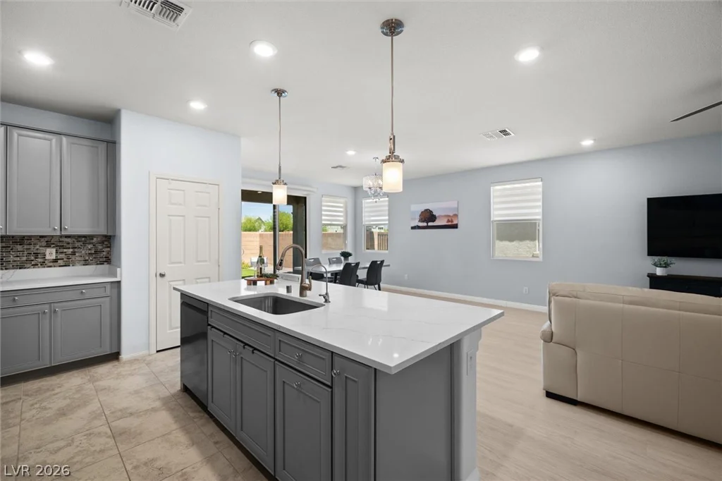 5827 Casa Branca, Las Vegas, NV 89148