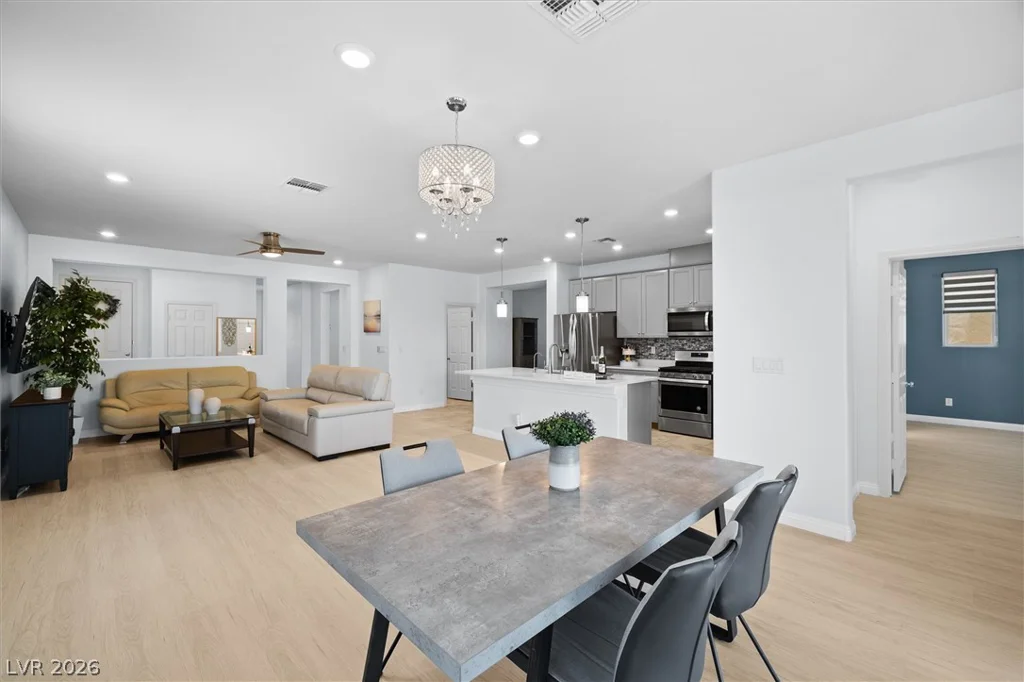 5827 Casa Branca, Las Vegas, NV 89148