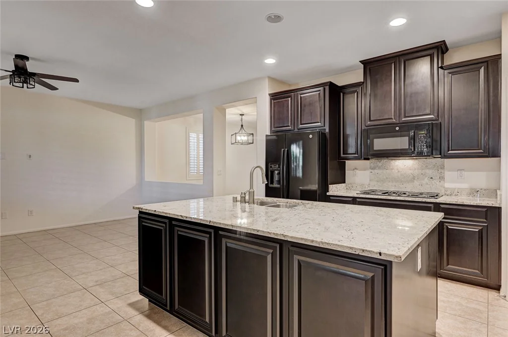 6161 Andover Wood, Las Vegas, NV 89113