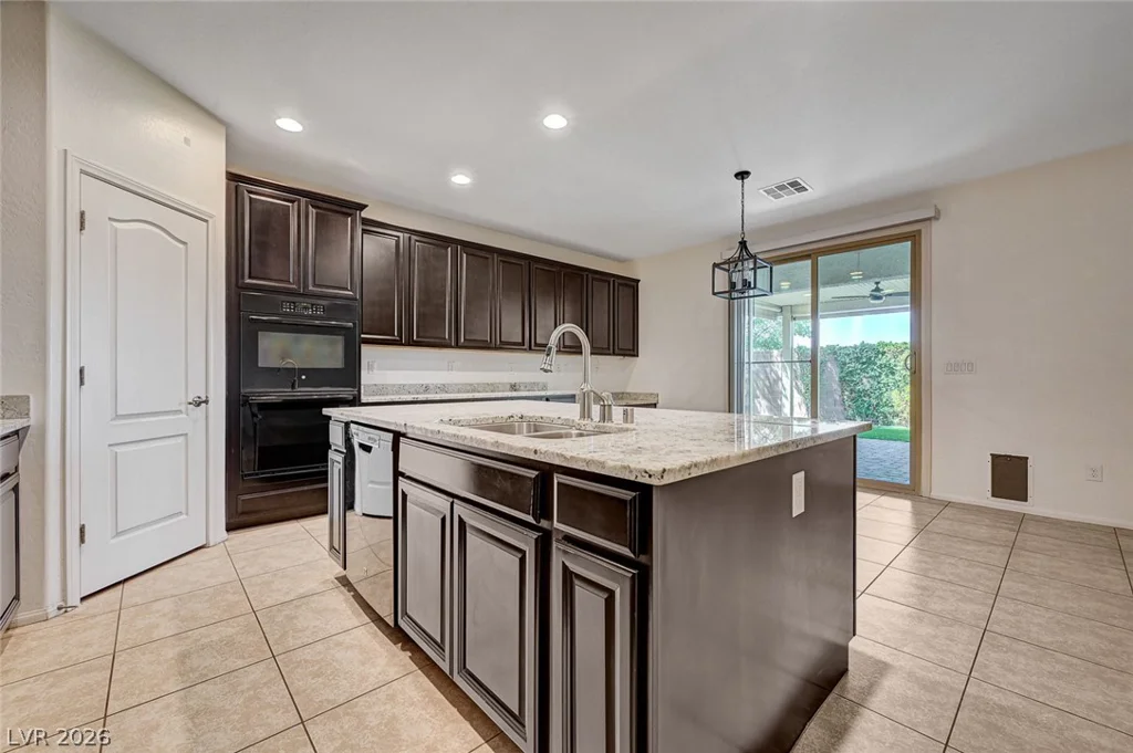 6161 Andover Wood, Las Vegas, NV 89113