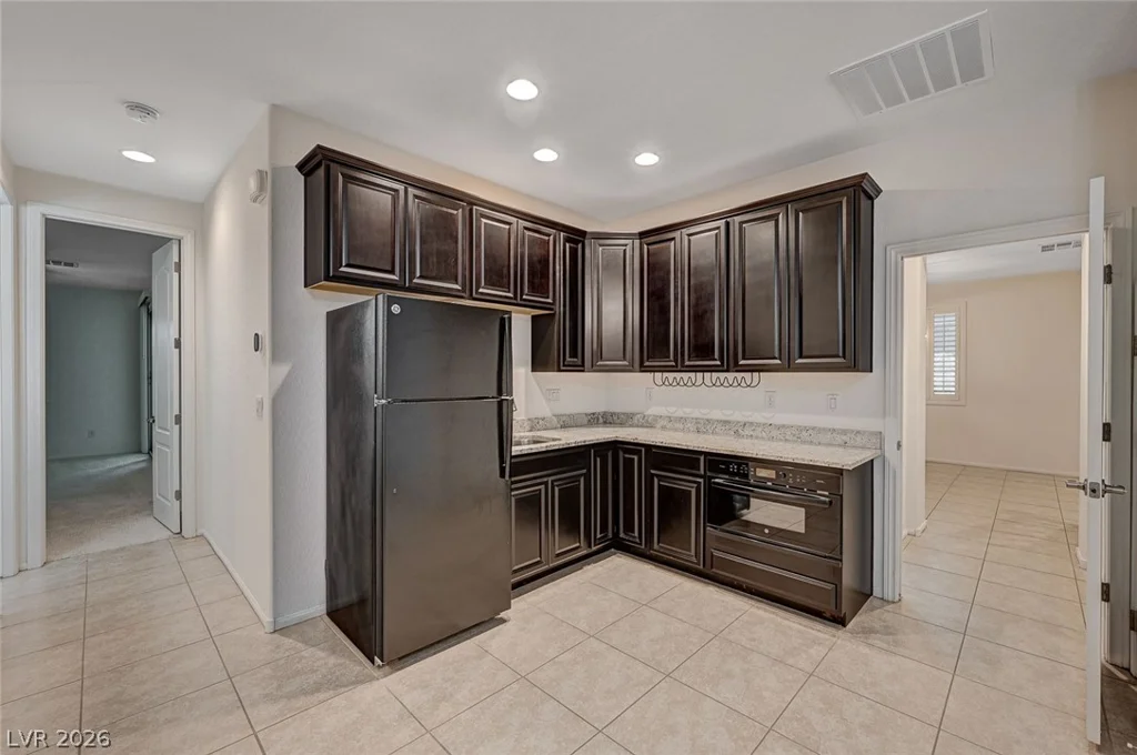 6161 Andover Wood, Las Vegas, NV 89113
