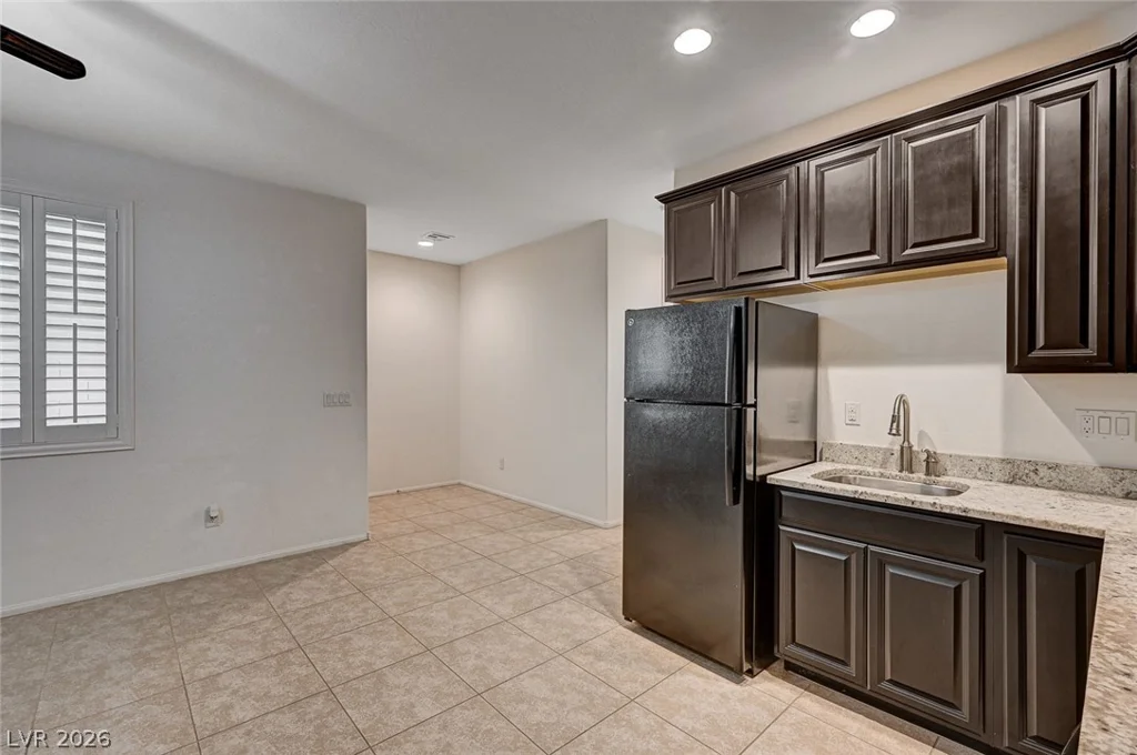 6161 Andover Wood, Las Vegas, NV 89113