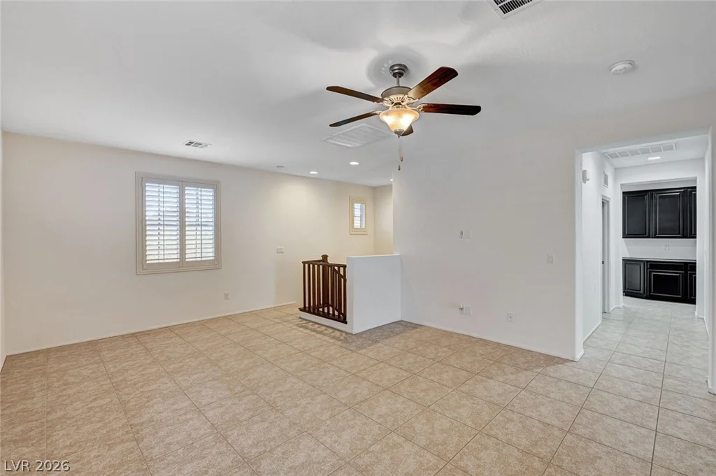 6161 Andover Wood, Las Vegas, NV 89113
