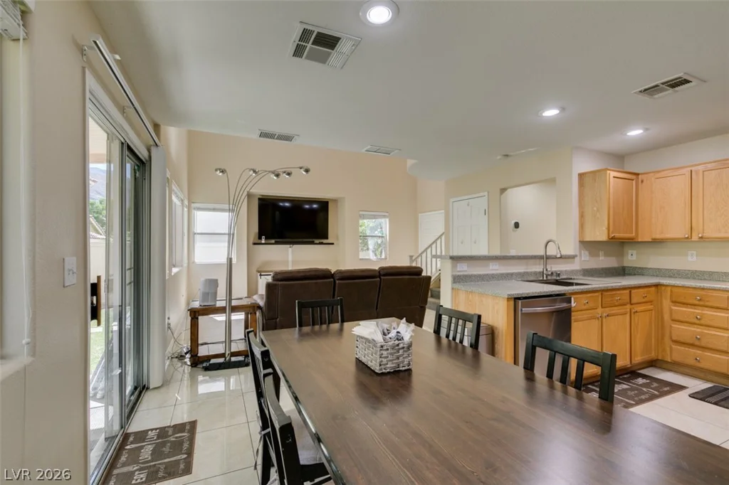 3868 Badgerbrook, Las Vegas, NV 89129