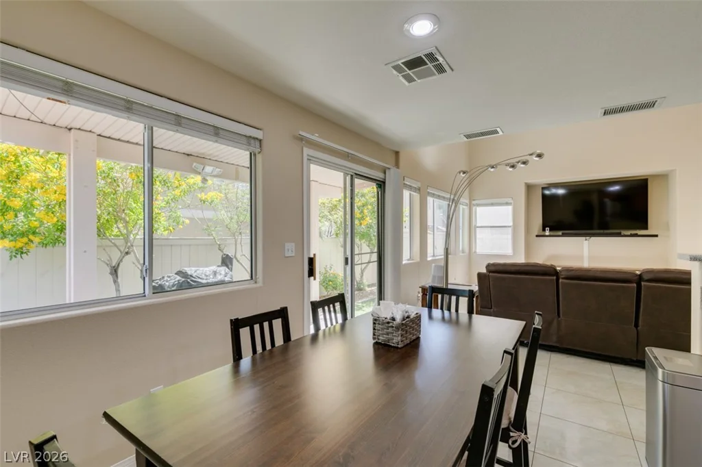 3868 Badgerbrook, Las Vegas, NV 89129