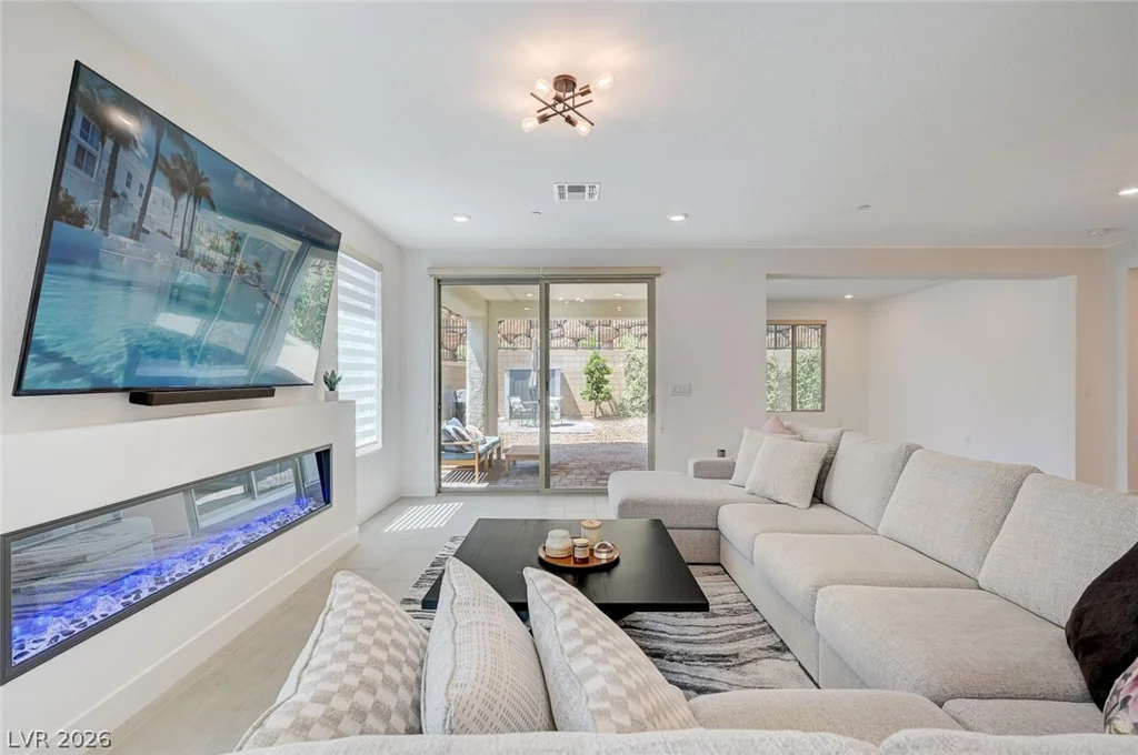 6491 Tavolara, Las Vegas, NV 89166