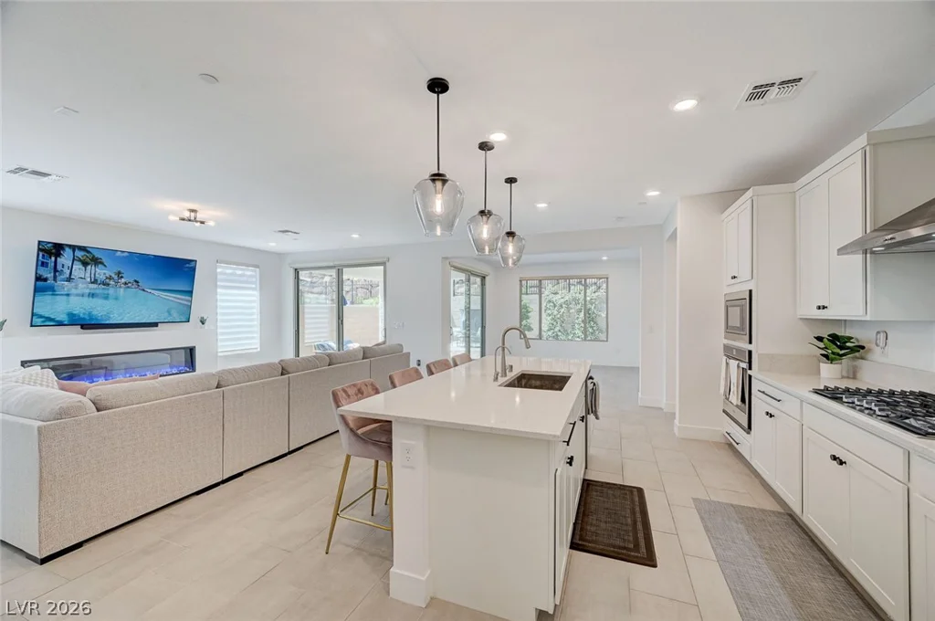 6491 Tavolara, Las Vegas, NV 89166