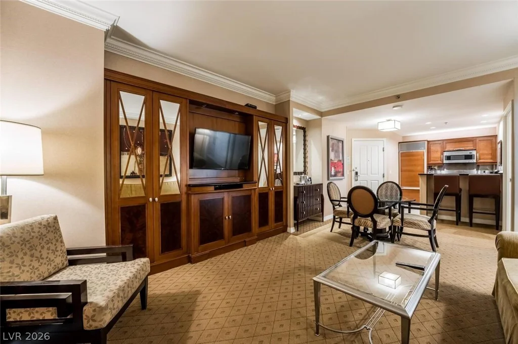 135 Harmon, Las Vegas, NV 89109