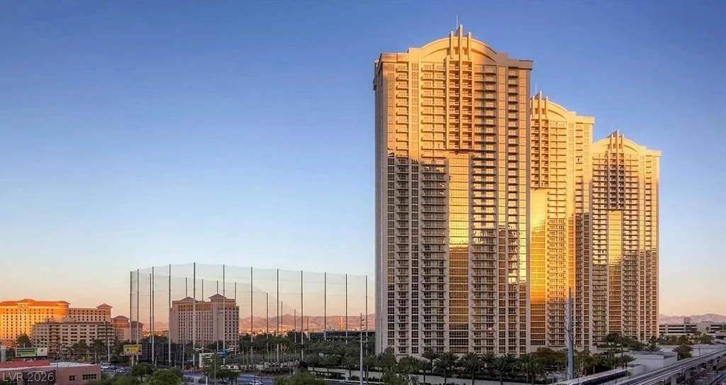 135 Harmon, Las Vegas, NV 89109