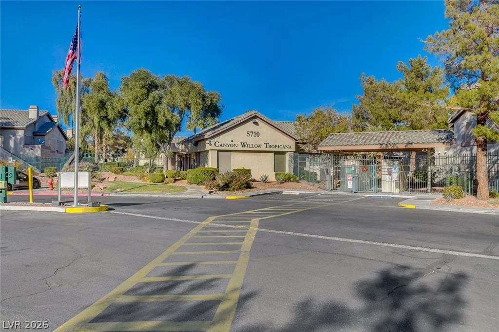 5710 Tropicana, Las Vegas, NV 89122