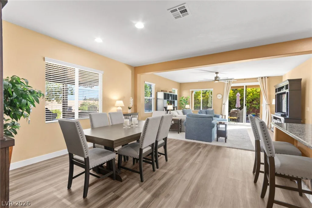 7843 Torreys Peak, Las Vegas, NV 89166
