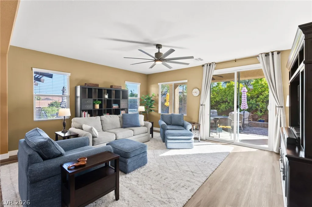 7843 Torreys Peak, Las Vegas, NV 89166
