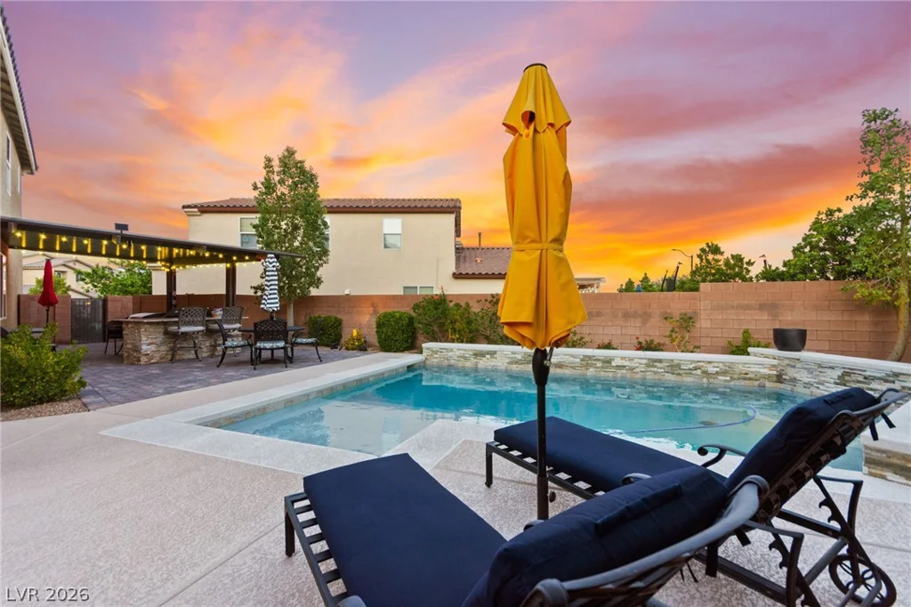 7843 Torreys Peak, Las Vegas, NV 89166