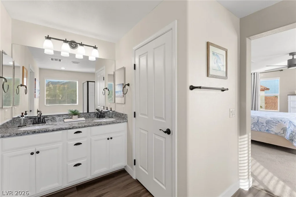 7843 Torreys Peak, Las Vegas, NV 89166