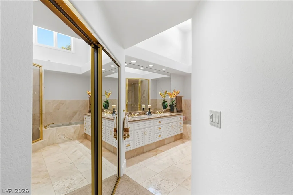 7943 Harbour Towne, Las Vegas, NV 89113