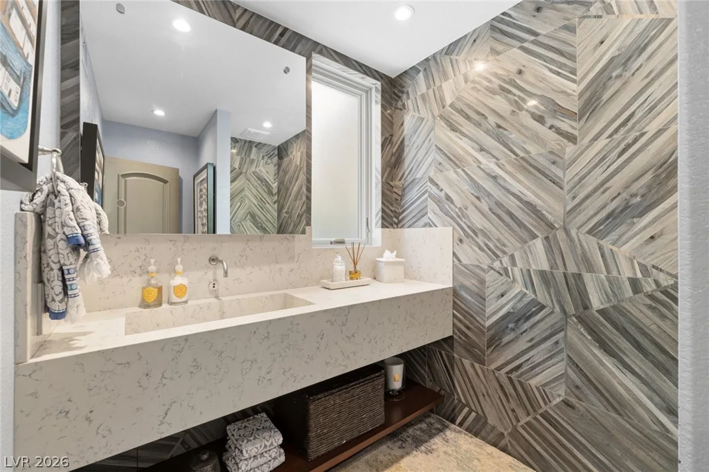 9504 Balatta Canyon, Las Vegas, NV 89144