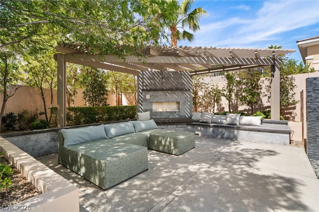 9504 Balatta Canyon, Las Vegas, NV 89144