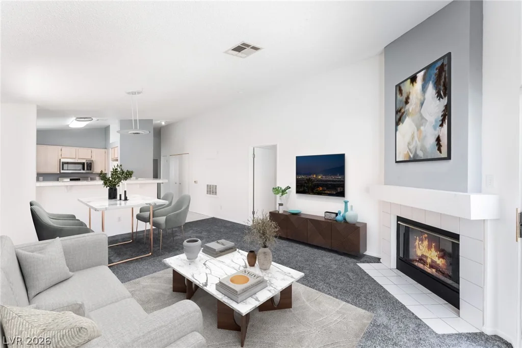 7820 Ravenhollow, Las Vegas, NV 89145